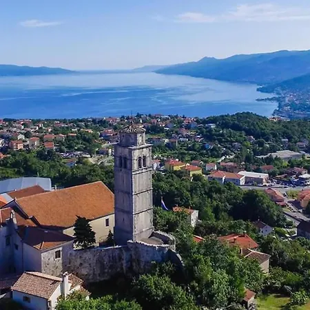 Mi, Opatija Riviera Βίλα *