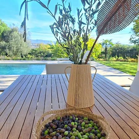 Mi, Opatija Riviera Villa Rukavac (Primorje-Gorski Kotar)