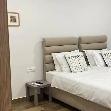 Mi, Opatija Riviera * Rukavac (Primorje-Gorski Kotar)