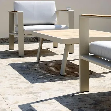 Mi, Opatija Riviera Rukavac (Primorje-Gorski Kotar)