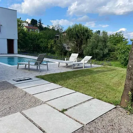 Mi, Opatija Riviera Villa *