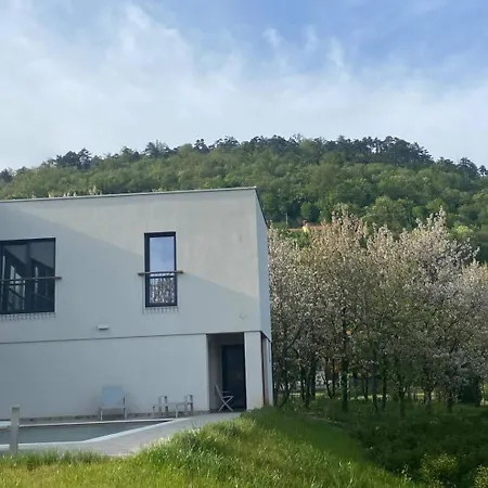 Mi, Opatija Riviera Villa *