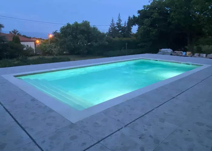 Mi, Opatija Riviera Villa